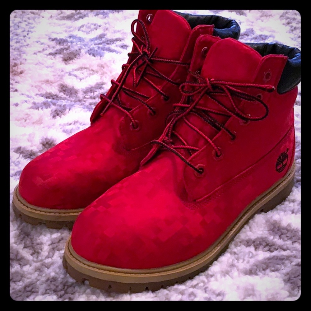 🎉 Boys like New Timberland boots🎉